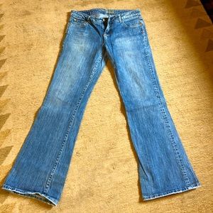 Women’s American Eagle Jeans
